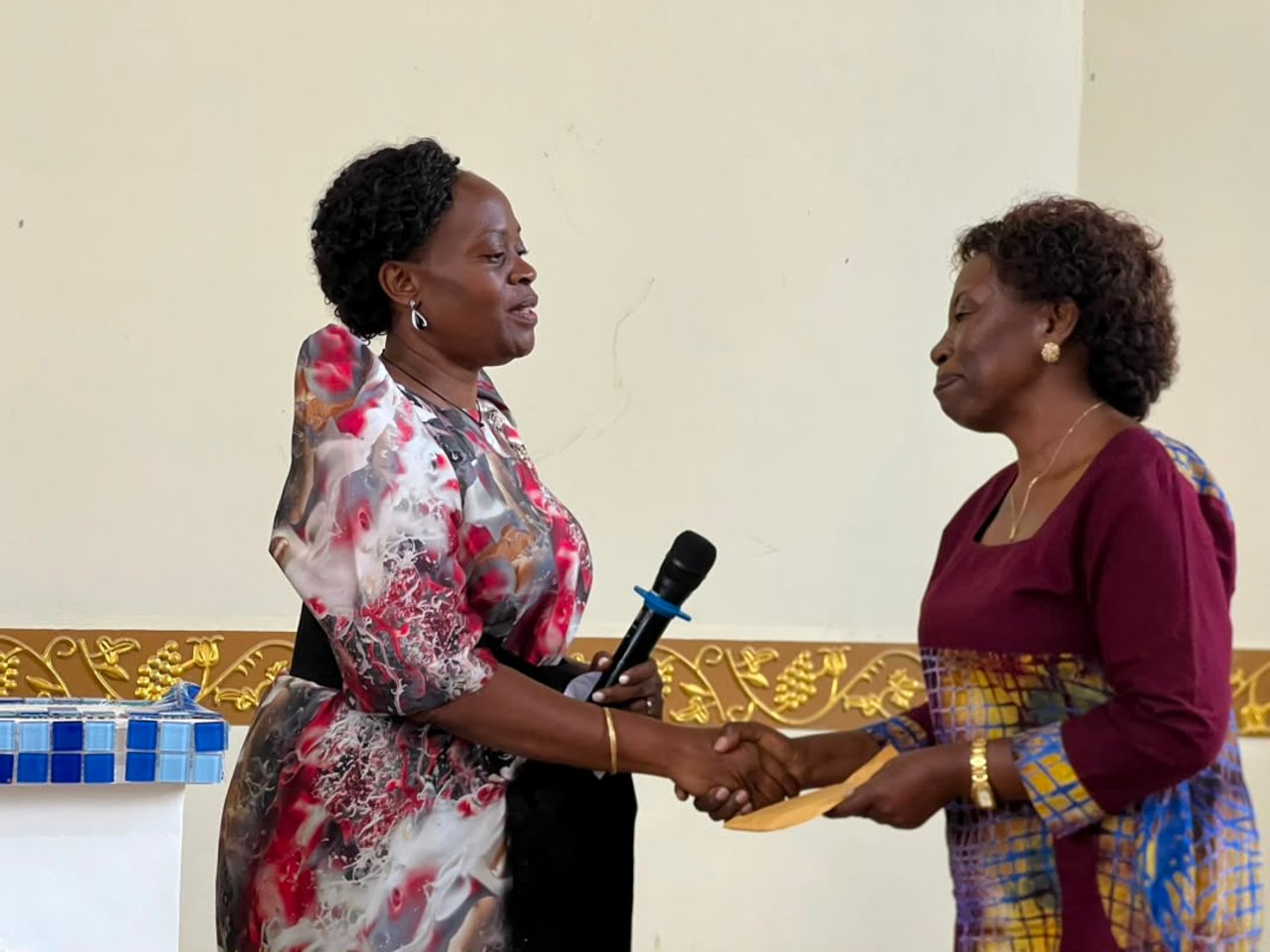 NAALYA SECONDARY SCHOOLS DONATE UGX 1 MILLION TO ST GONZAGA CHURCH COMMUNITY TOWARDS CHURCH CONSTRUCTION