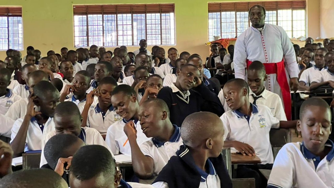 STUDENTS EMBRACE DISCIPLINE & VIRTUE AT TRANSFORMATIVE RETREAT