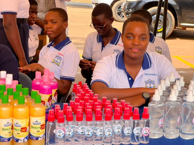 FROM CLASSROOM TO COMMERCE: NAALYA STUDENTS MANUFACTURE ECO-FRIENDLY DETERGENTS IN DIT SKILLING PROGRAM