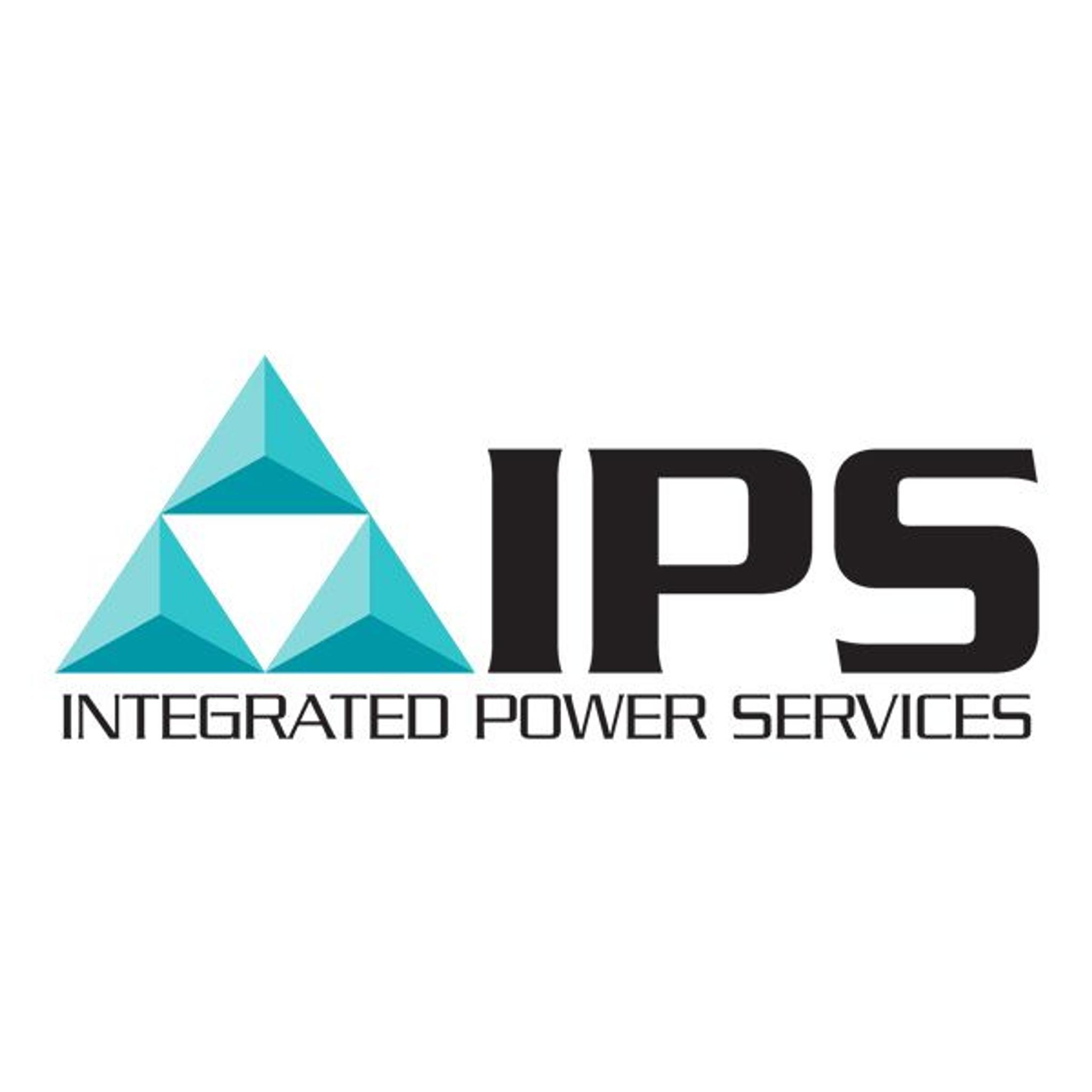 Logo d’Integrated Power Services avec symbole triangulaire turquoise et lettres IPS noires