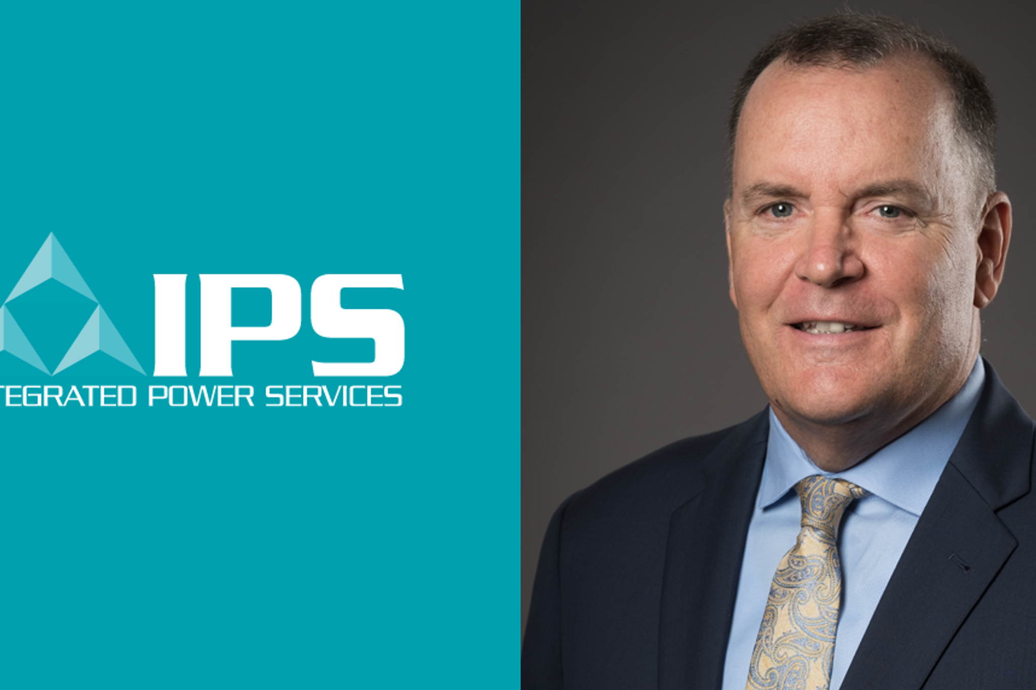 Retrato de un ejecutivo de IPS junto al logotipo de Integrated Power Services.