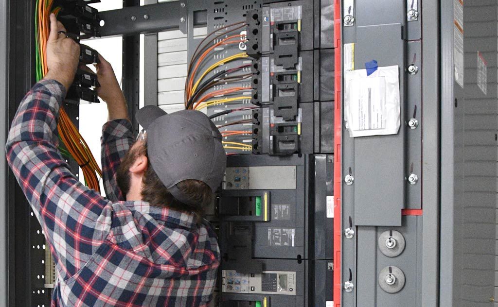 Reconditioned Switchboards | Legacy & Obsolete Equipment Replacement