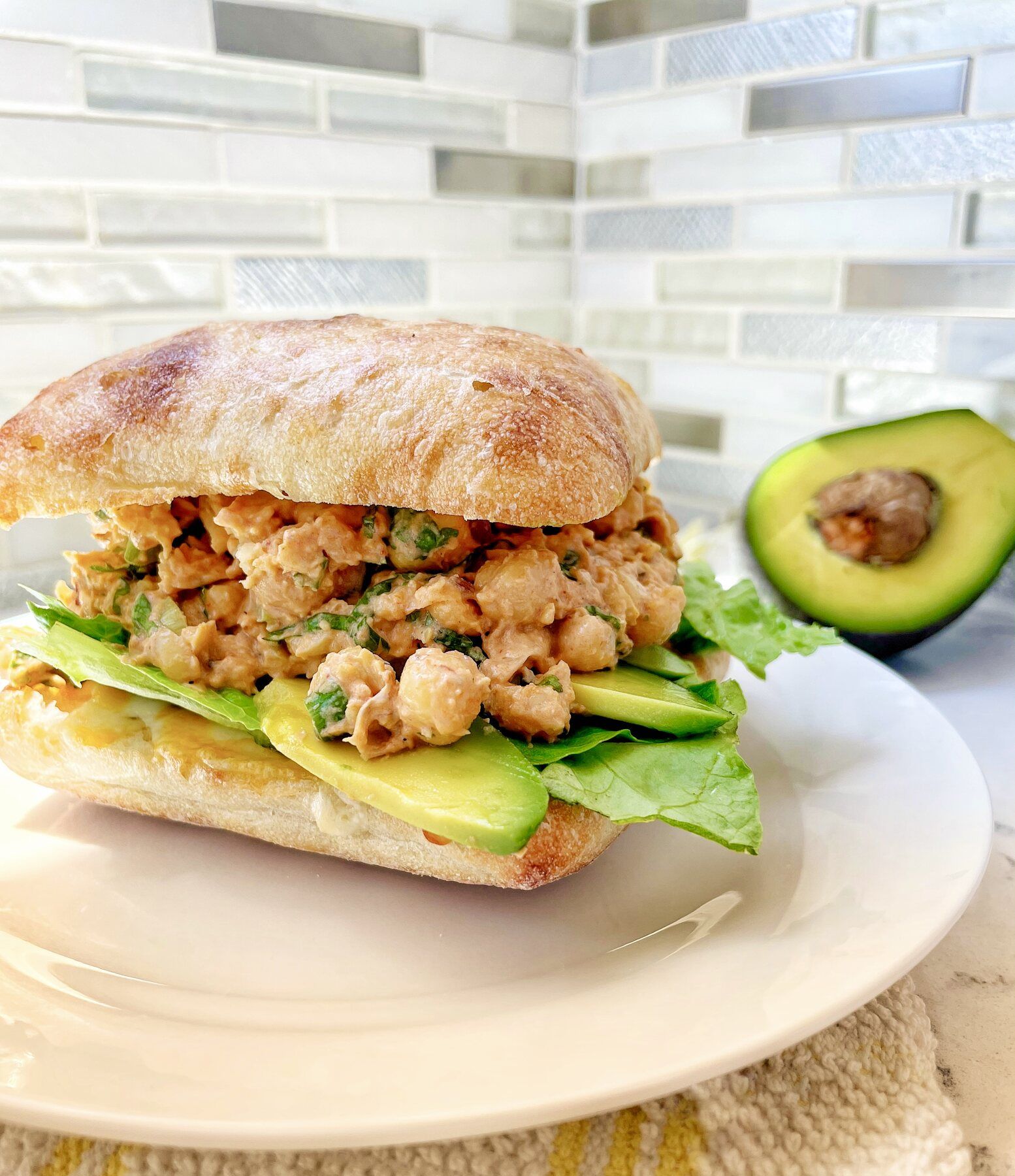 Creamy Chipotle Smashed Chickpea Sandwich