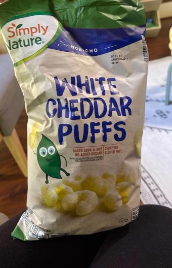 Simply Nature, Simply Nature White Cheddar Puffs, barcode: 4099100118124, has 2 potentially harmful, 3 questionable, and
    0 added sugar ingredients.