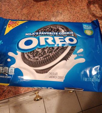 Oreo, Oreo Cookies, barcode: 0044000060237, has 3 potentially harmful, 2 questionable, and
2 added sugar ingredients.