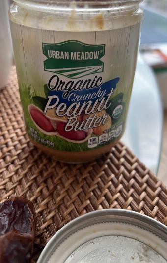Key Food Stores Co-operative, Inc., CRUNCHY ORGANIC PEANUT BUTTER, CRUNCHY, barcode: 0073296046724, has 0 potentially harmful, 0 questionable, and
    0 added sugar ingredients.
