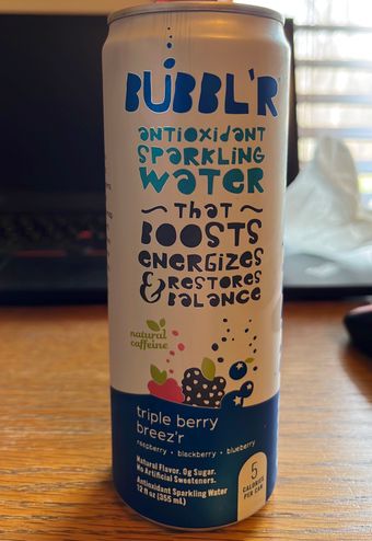 Bubbl'r, Bubbl'r Triple Berry Breez'r Antioxidant Sparkling Water 12 fl oz, barcode: 0028435600282, has 2 potentially harmful, 6 questionable, and
    0 added sugar ingredients.