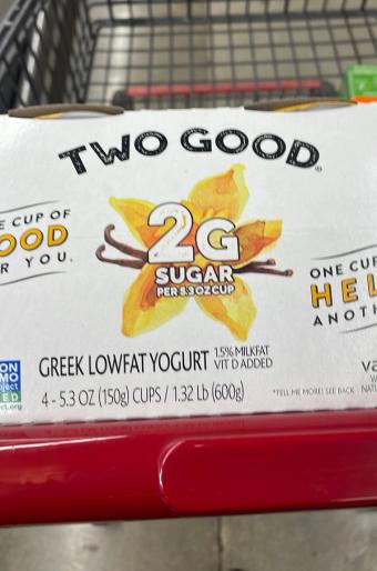 Danone Us, Llc, VANILLA GREEK LOWFAT YOGURT, VANILLA, barcode: 0036632039071, has 0 potentially harmful, 2 questionable, and
0 added sugar ingredients.