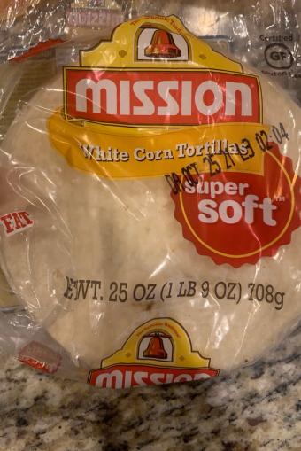 Mission Foods Inc , WHITE CORN TORTILLAS, WHITE CORN, barcode: 0073731060025, has 4 potentially harmful, 1 questionable, and
    0 added sugar ingredients.