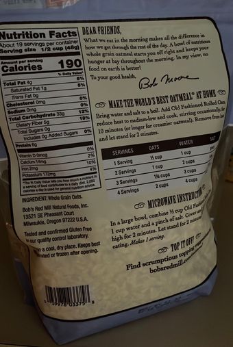 Bob's Red Mill Natural Foods, Inc., WHOLE GRAIN ROLLED OATS, OLD FASHIONED, barcode: 0039978033758, has 0 potentially harmful, 0 questionable, and
    0 added sugar ingredients.