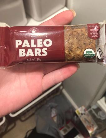 Universal Bakery, Paleo Bars, barcode: 0731216105080, has 0 potentially harmful, 0 questionable, and
    1 added sugar ingredients.