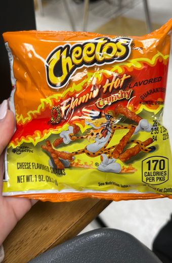 Cheetos, Flamin Hot Cheetos, barcode: 0028400040129, has 7 potentially harmful, 3 questionable, and
1 added sugar ingredients.