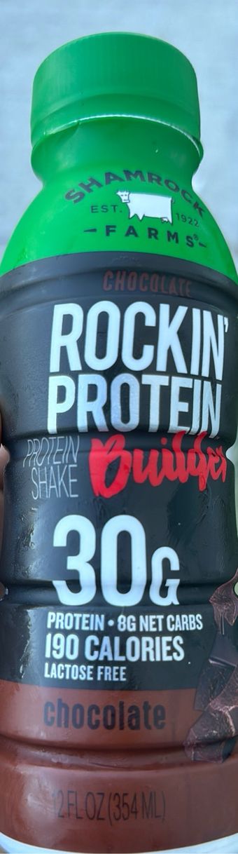 Shamrock Foods Company, PROTEIN MILK BEVERAGE, CHOCOLATE, barcode: 0028300004054, has 3 potentially harmful, 2 questionable, and
    0 added sugar ingredients.