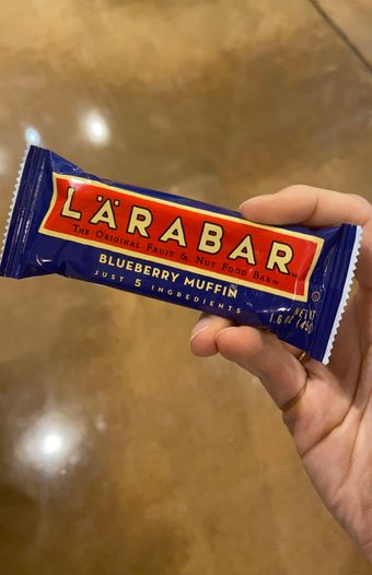Small Planet Foods, Inc., LARA BLUEBERRY MUFFIN BAR, barcode: 0021908507378, has 0 potentially harmful, 0 questionable, and
    0 added sugar ingredients.
