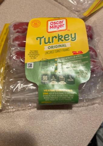 Louis Rich, Inc., TURKEY UNCURED FRANKS, TURKEY, barcode: 0071871544627, has 0 potentially harmful, 0 questionable, and
    2 added sugar ingredients.