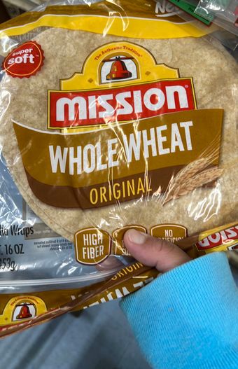 Mission Foods Inc , 100% WHOLE WHEAT FLOUR TORTILLAS SOFT TACO, barcode: 0073731071076, has 4 potentially harmful, 6 questionable, and
    1 added sugar ingredients.