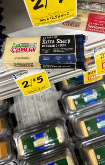 Agri-mark, Inc., CABOT, PREMIUM EXTRA SHARP AGED CHEDDAR CHEESE, barcode: 0078354703182, has 0 potentially harmful, 0 questionable, and
    0 added sugar ingredients.