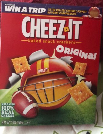 Sunshine Biscuits, Inc., ORIGINAL BAKED SNACK CRACKERS, ORIGINAL, barcode: 0024100705665, has 3 potentially harmful, 4 questionable, and
0 added sugar ingredients.