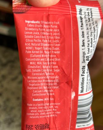 Nature's Garden, Probiotic Strawberry Yoggies, barcode: 0846548085273, has 1 potentially harmful, 6 questionable, and
    1 added sugar ingredients.