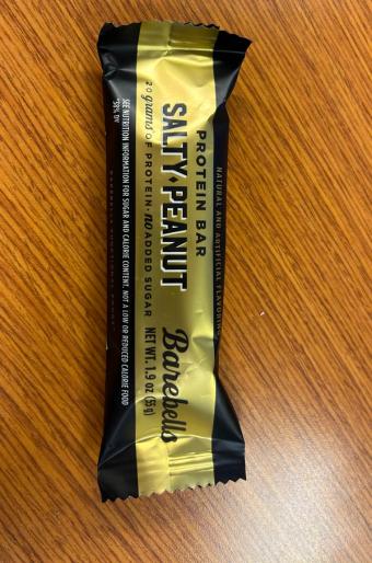 Barebells, Barebells Salty Peanut Protein Bar 1.94 Oz, barcode: 0850000429086, has 4 potentially harmful, 5 questionable, and
    0 added sugar ingredients.