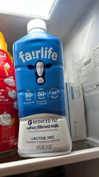Fair Oaks Farms Brands, Inc., ULTRA-FILTERED MILK, barcode: 0856312002771, has 0 potentially harmful, 0 questionable, and
    0 added sugar ingredients.