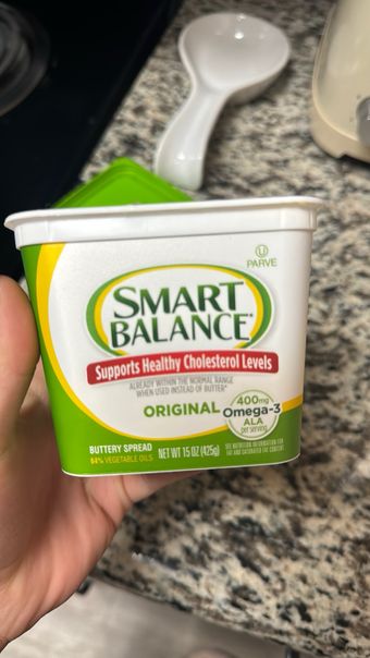 Boulder Brands Usa, Inc., BUTTERY SPREAD, barcode: 0033776011000, has 3 potentially harmful, 3 questionable, and
0 added sugar ingredients.