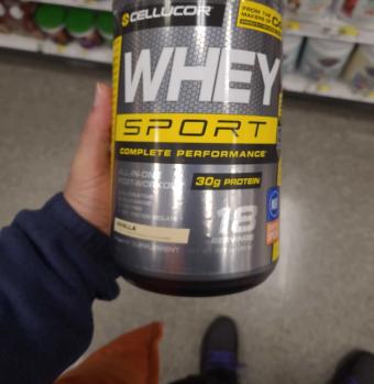 Cellucor, Cellucor Whey 29.5 Oz, barcode: 0810390027866, has 4 potentially harmful, 1 questionable, and
    0 added sugar ingredients.
