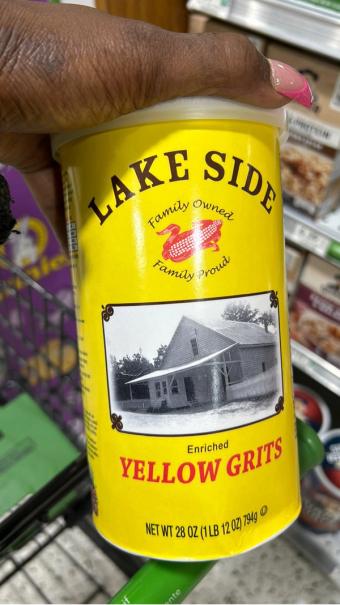 Lakeside, Lakeside Yellow Grits 28 Oz, barcode: 0071451051040, has 0 potentially harmful, 0 questionable, and
    0 added sugar ingredients.