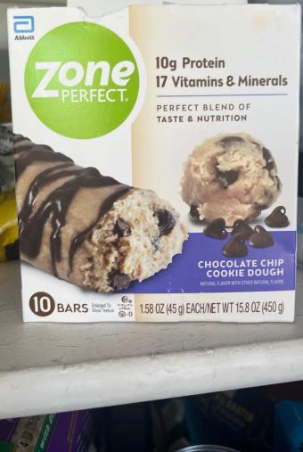 Abbott Laboratories Inc , CHOCOLATE CHIP COOKIE DOUGH BARS, CHOCOLATE CHIP COOKIE DOUGH, barcode: 0638102641069, has 2 potentially harmful, 6 questionable, and
    5 added sugar ingredients.