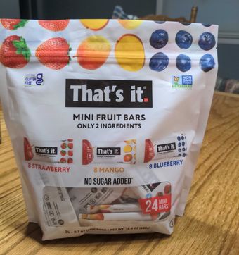 That's It Nutrition, Llc , That's It Mini Fruit Bars - Variety Pack, barcode: 0850000547575, has 0 potentially harmful, 0 questionable, and
    0 added sugar ingredients.