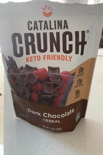 Catalina Crunch , Catalina Crunch Keto Friendly Dark Chocolate Cereal 9 oz, barcode: 0860479001546, has 0 potentially harmful, 3 questionable, and
    1 added sugar ingredients.