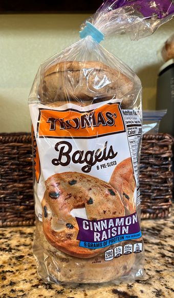 Bimbo Bakeries Usa, Inc., CINNAMON RAISIN PRE-SLICED BAGELS, CINNAMON RAISIN, barcode: 0048121292089, has 3 potentially harmful, 6 questionable, and
    2 added sugar ingredients.