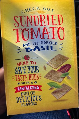 Wheat Thins, Wheat Thins Sundried Tomato & Basil Snacks 8.5 oz, barcode: 0044000069247, has 2 potentially harmful, 4 questionable, and
3 added sugar ingredients.