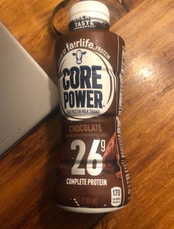 Fair Oaks Farms Brands, Inc., CHOCOLATE HIGH PROTEIN MILK SHAKE, CHOCOLATE, barcode: 0811620021951, has 6 potentially harmful, 2 questionable, and
    1 added sugar ingredients.