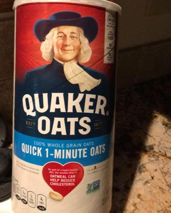 The Quaker Oats Company, QUICK 1-MINUTE 100% WHOLE GRAIN OATS, barcode: 0030000012000, has 0 potentially harmful, 0 questionable, and
    0 added sugar ingredients.