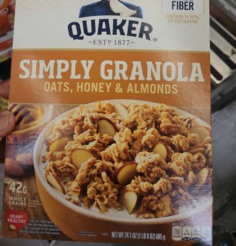 Quaker, Quaker Oats Honey & Almonds Simply Granola 24.1 oz, barcode: 0030000572429, has 1 potentially harmful, 2 questionable, and
2 added sugar ingredients.