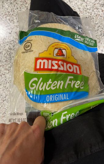 Mission Foods Inc , SOFT TACO TORTILLAS, barcode: 0073731071403, has 2 potentially harmful, 8 questionable, and
    2 added sugar ingredients.