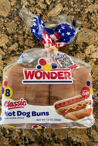 Flowers Foods, Inc., CLASSIC HOT DOG ENRICHED BUNS, CLASSIC, barcode: 0072250021081, has 4 potentially harmful, 6 questionable, and
    1 added sugar ingredients.