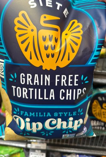 Siete, Siete Familia Style Dip Chip Grain Free Tortilla Chips 5 oz, barcode: 0851769007720, has 0 potentially harmful, 0 questionable, and
    0 added sugar ingredients.