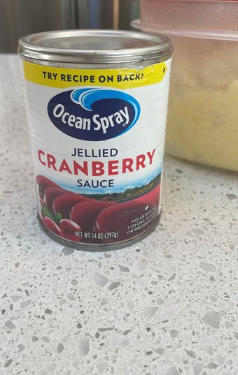 Ocean Spray Cranberries, Inc., JELLIED SAUCE, CRANBERRY, barcode: 0031200016058, has 1 potentially harmful, 0 questionable, and
    2 added sugar ingredients.