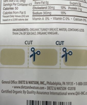 Dietz & Watson, Dietz and Watson Turkey Breast, barcode: 0031506627187, has 0 potentially harmful, 0 questionable, and
    0 added sugar ingredients.