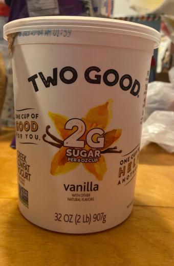 Two Good, Two Good Yogurt 32 oz, barcode: 0036632039200, has 0 potentially harmful, 2 questionable, and
    0 added sugar ingredients.