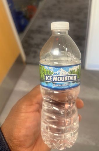 Aldi, Ice mountain water, barcode: 0083046000135, has 0 potentially harmful, 0 questionable, and
    0 added sugar ingredients.