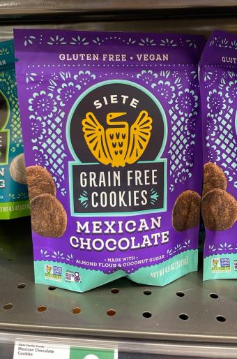 Siete, Siete Mexican Chocolate Grain Free Cookies 4.5 oz, barcode: 0851769007980, has 0 potentially harmful, 0 questionable, and
    1 added sugar ingredients.