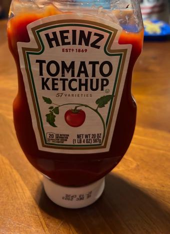 Kraft Foods Inc., HEINZ TOMATO KETCHUP, barcode: 0013000004664, has 1 potentially harmful, 1 questionable, and
    2 added sugar ingredients.