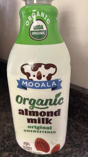 Mooala Brands, Llc , UNSWEETENED ALMONDMILK, UNSWEETENED, barcode: 0855395007024, has 0 potentially harmful, 0 questionable, and
    0 added sugar ingredients.