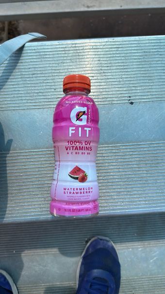 Gatorade, Gatorade Thirst Quencher Fit Watermelon Strawberry16.9 Fl Oz, barcode: 0052000051575, has 0 potentially harmful, 3 questionable, and
    0 added sugar ingredients.