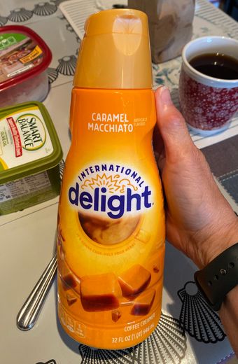 Dean Foods Company, CARAMEL MACCHIATO COFFEE CREAMER, COFFEE CREAMER, barcode: 0041271009552, has 2 potentially harmful, 4 questionable, and
    1 added sugar ingredients.