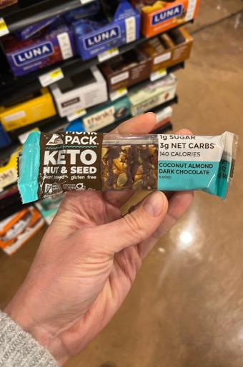 Munk Pack, Munk Pack Keto Coconut Almond Dark Chocolate Flavored Nut & Seed Bar 1.23 Oz, barcode: 0810031590124, has 0 potentially harmful, 4 questionable, and
    2 added sugar ingredients.