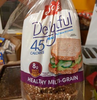 Bimbo Bakeries Usa, Inc., HEALTHY MULTI-GRAIN BREAD, HEALTHY MULTI-GRAIN, barcode: 0072945715882, has 4 potentially harmful, 6 questionable, and
2 added sugar ingredients.